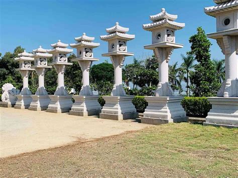 易經風水學院八卦山|南投｜易經大學：建在半山腰上的美麗學院，散步觀景、欣賞園內 